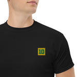 Pele 10 T-Shirt - black model chest